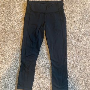 Lululemon cropped leggings